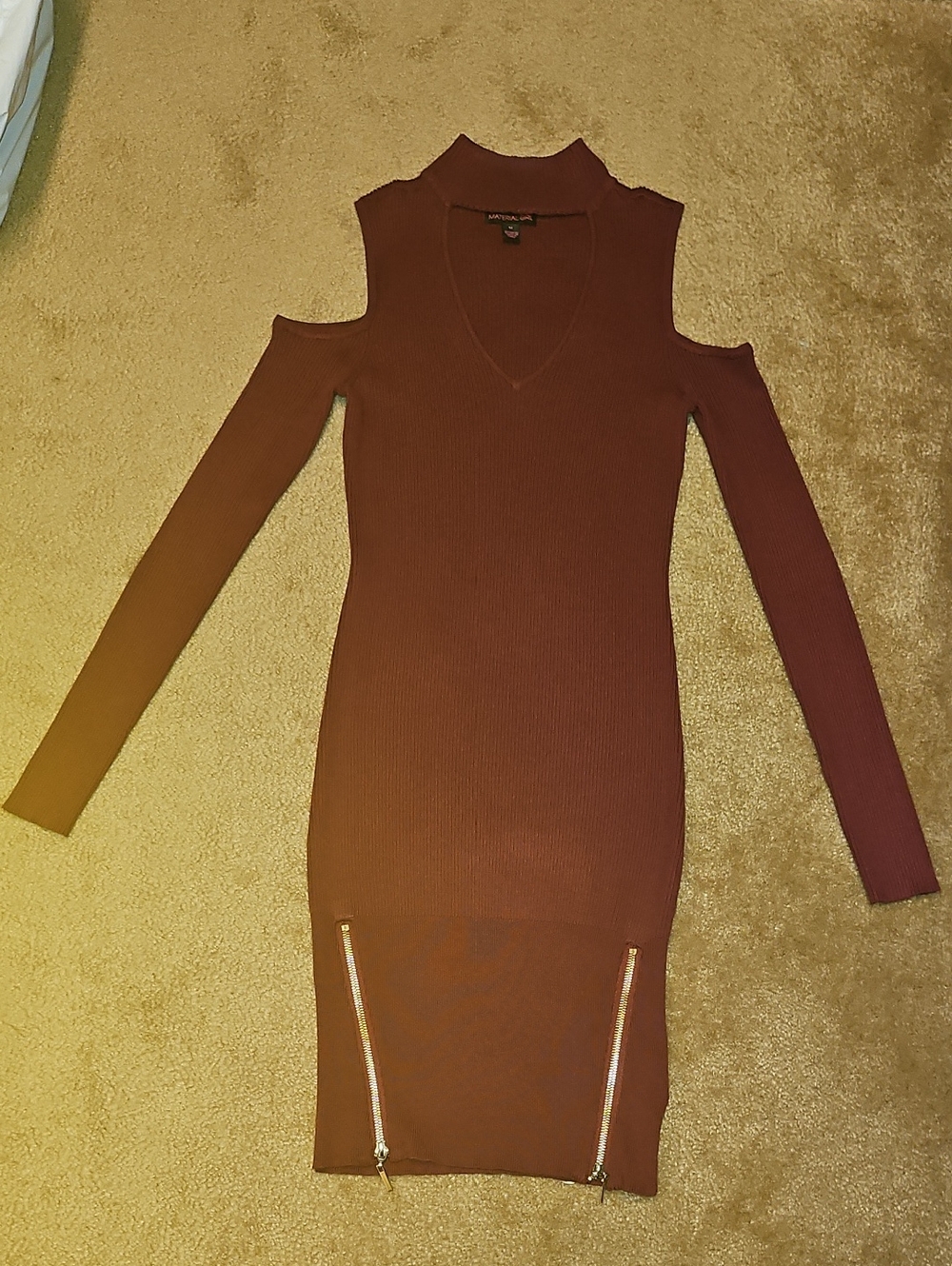 Material Girl Burgundy Cold-Shoulder Bodycon Dress with Zippers